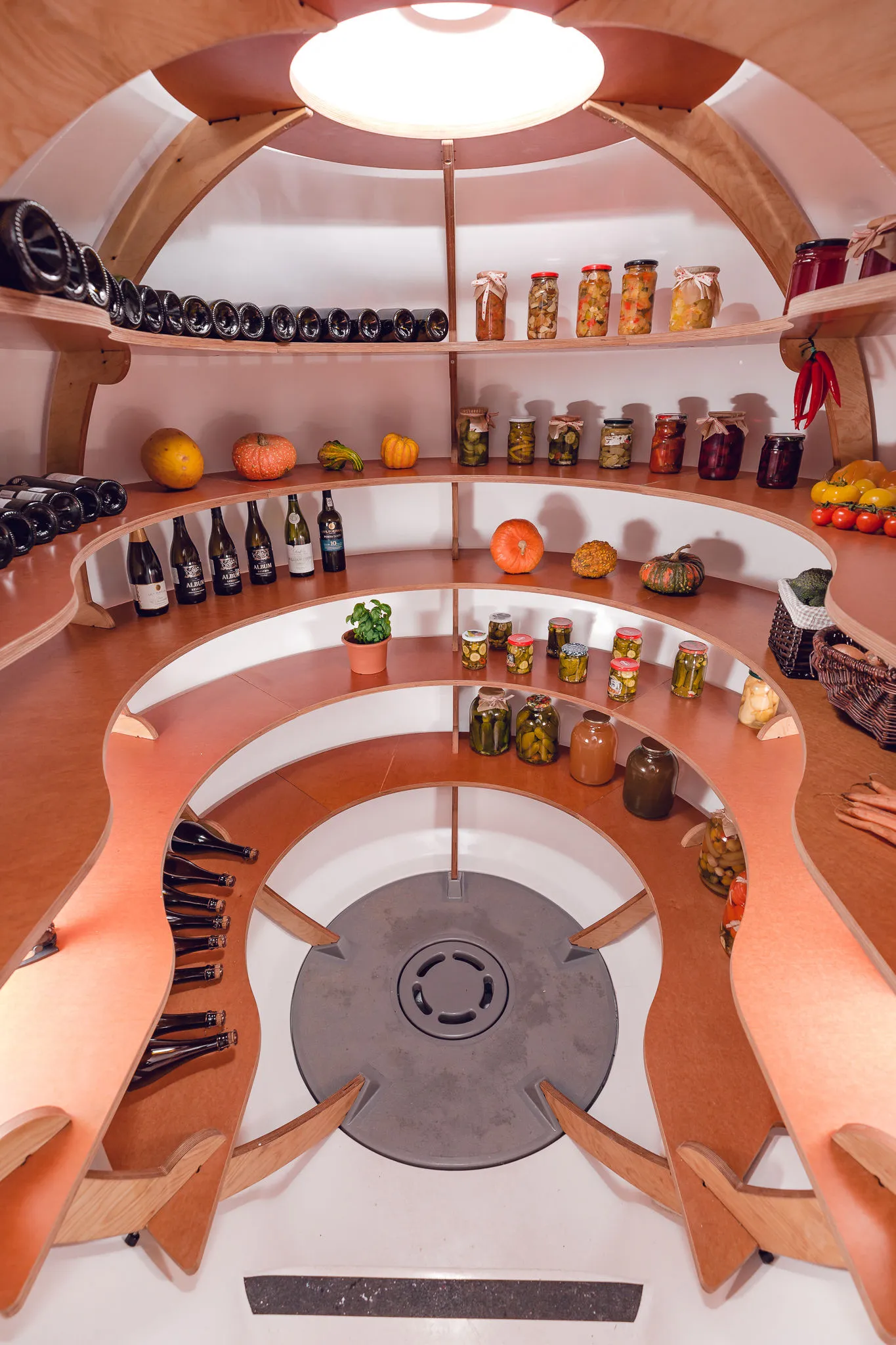 Composite cellar standard — 4