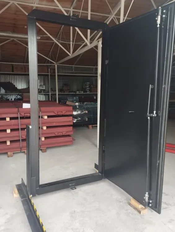 DU-IVR steel doors - gas-tight and explosion-proof.