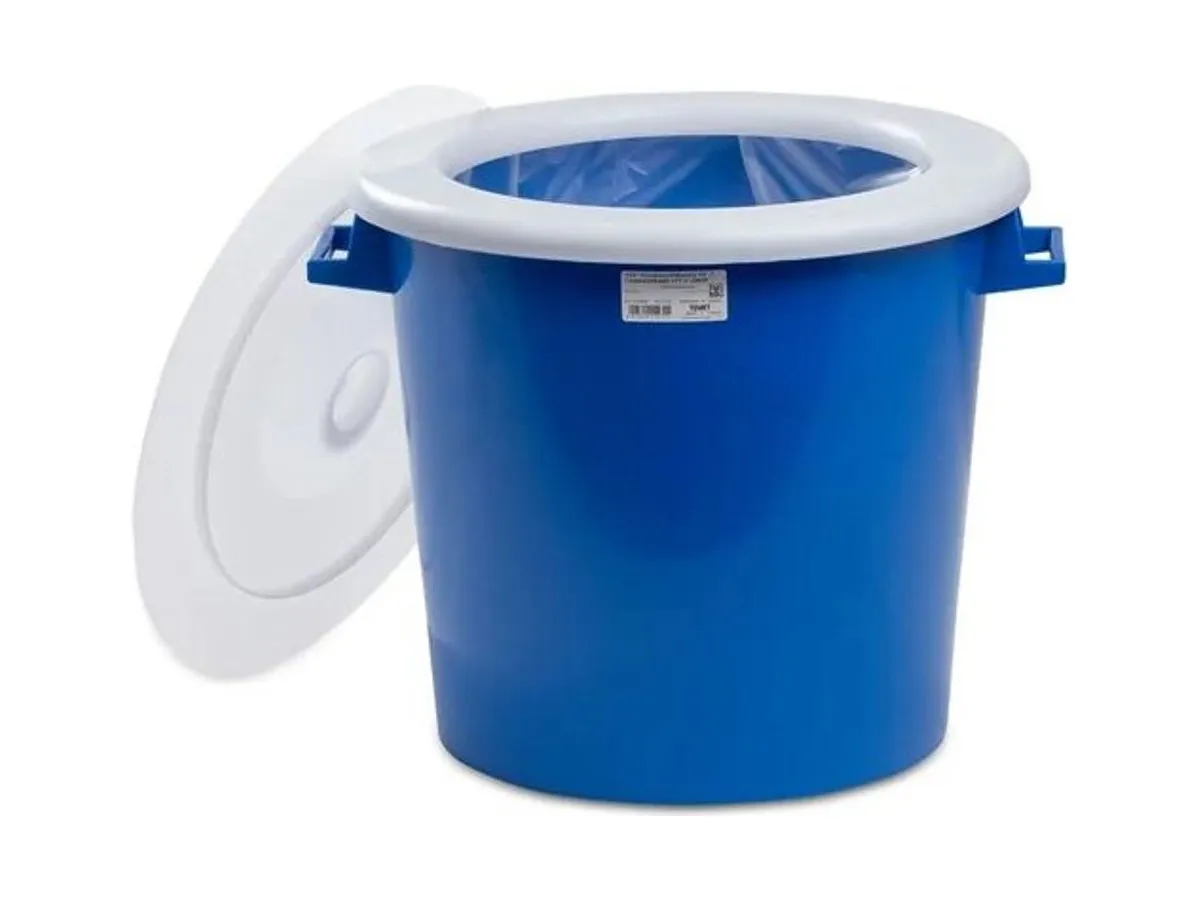 Dry toilet